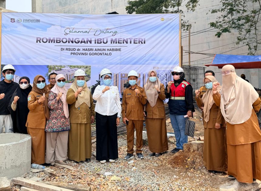 Ibu Ida Rachmawati Budi G. Sadikin Kunjungi Menara Bumi Gorontalo Sehat di RSUD Ainun Habibie